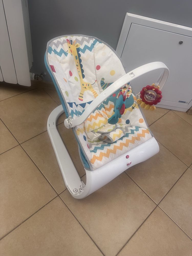 Leżaczek - bujaczek Fisher Price FDG32 z funkcją wibracji