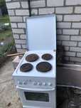 Продам електро плиту з духовкою