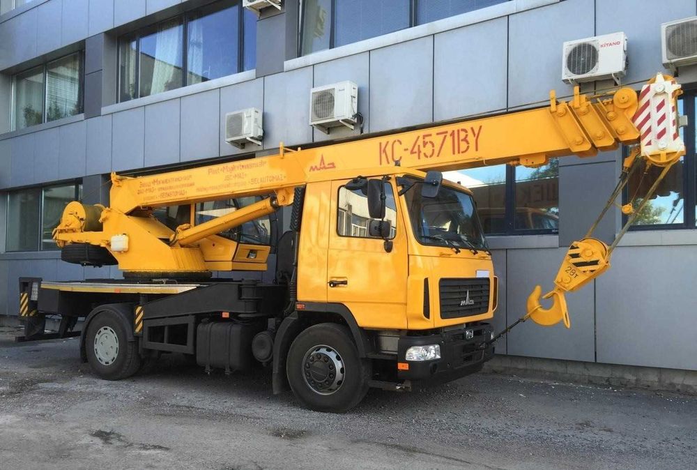 Аренда спецтехники самосвал, автокран. Манипулятор. Экскаватор.