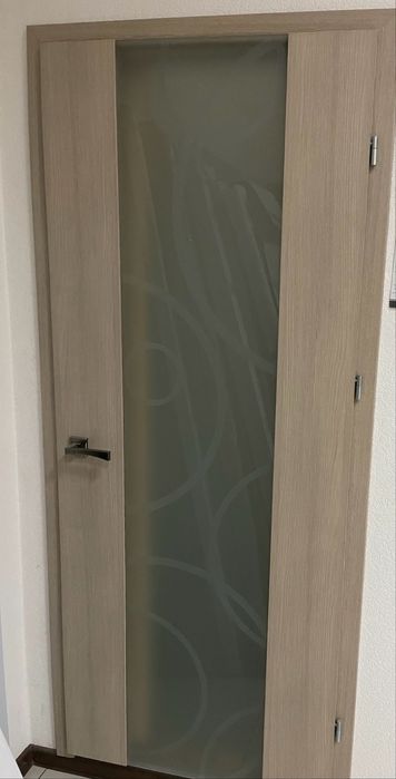 Продам двери межкомнатные