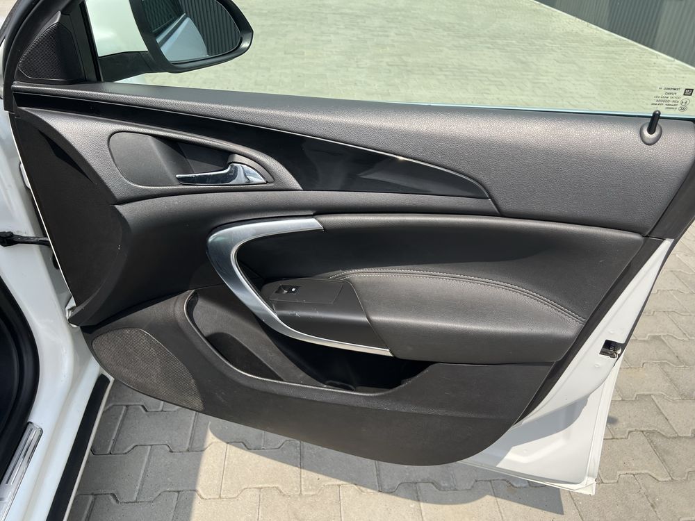 Продам Opel Insignia
