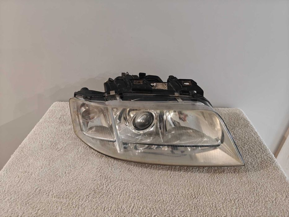 Lampa Prawy Przód Zwykła Audi A6 C5 EUROPA
