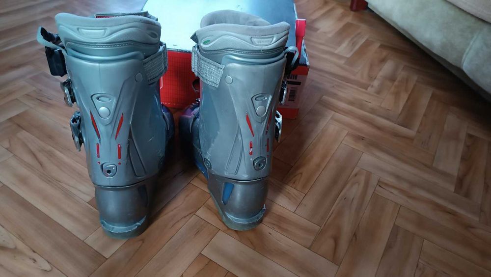 Черевики жіночі лижні гірськолижні Nordika 38р/ Женские лыжные ботинки