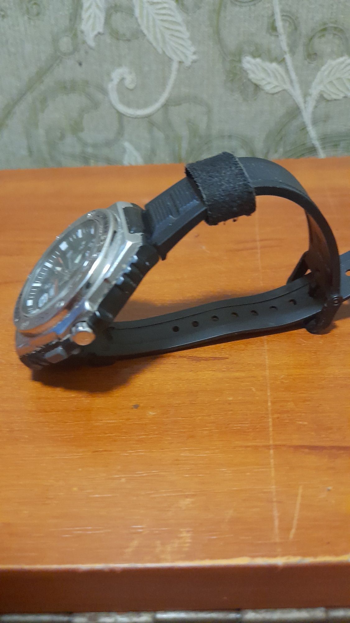 продам  часы CASIO MWA 100h