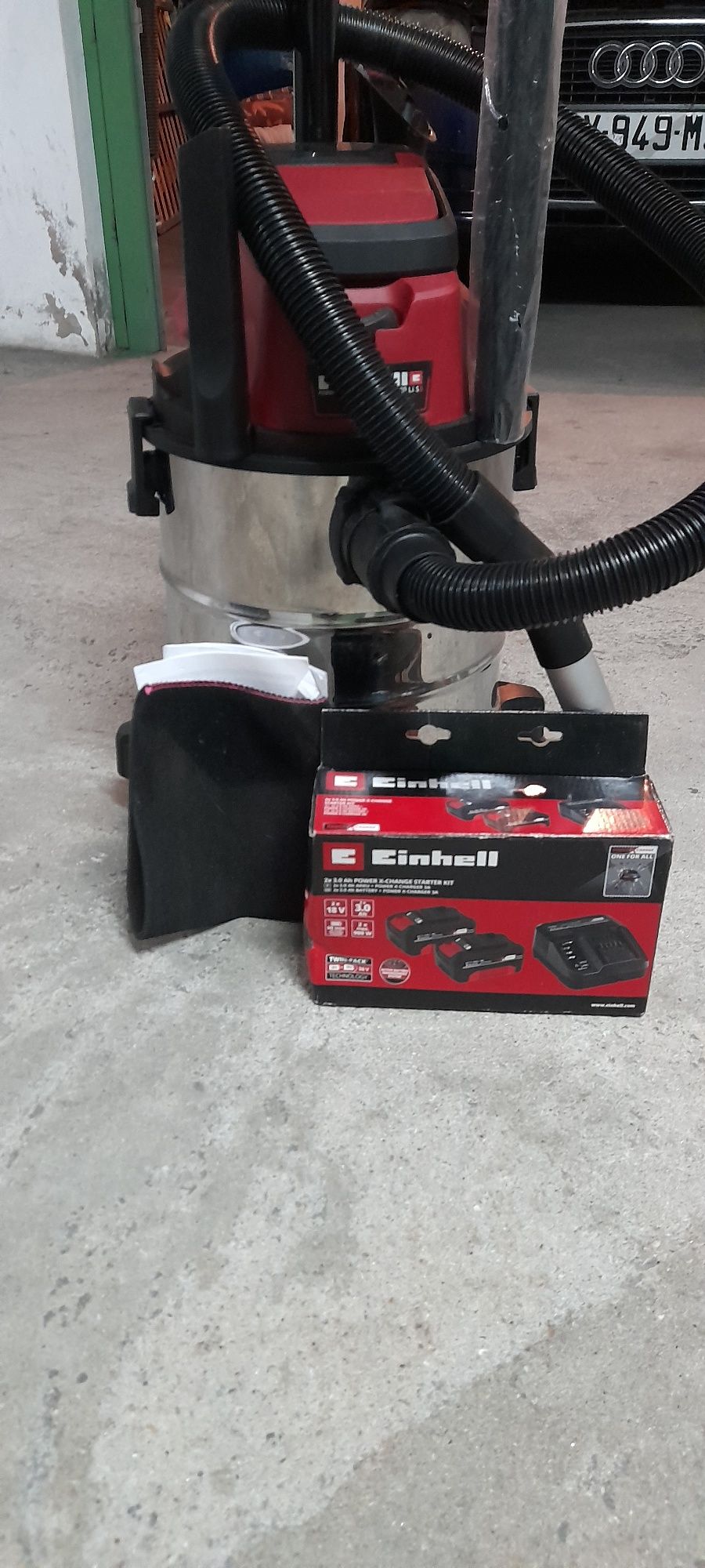Vendo aspirador + duas baterias com carregador  einhell