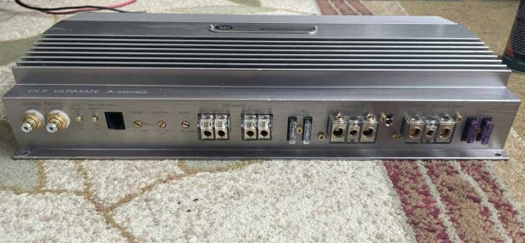 Wzmacniacz DLS A6, monoblok 1300 W RMS 1 ohm