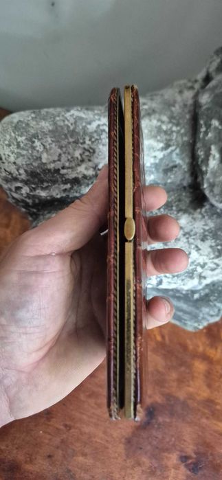 Stary skórzany portfel wizytownik glamour skóra węża prada gucci