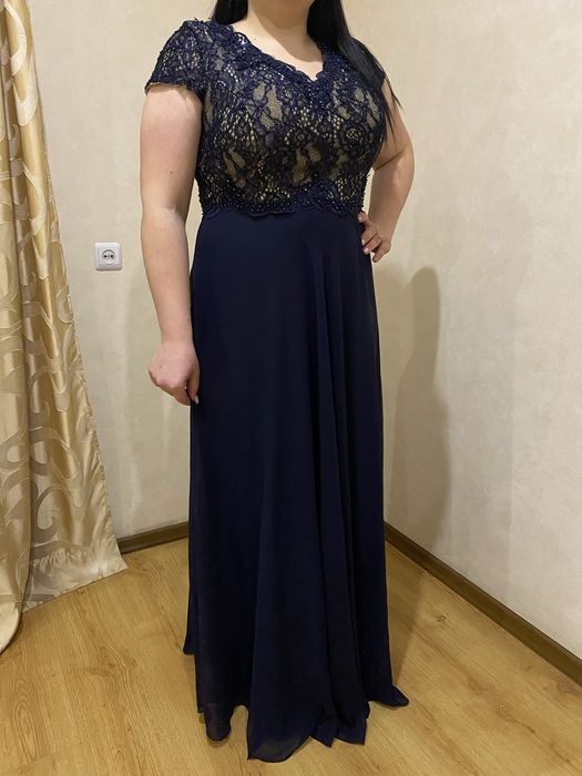 Продам вечірню сукню