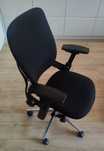 Fotel biurowy ergonomiczny STEELCASE LEAP V2 - najlepszy na świecie