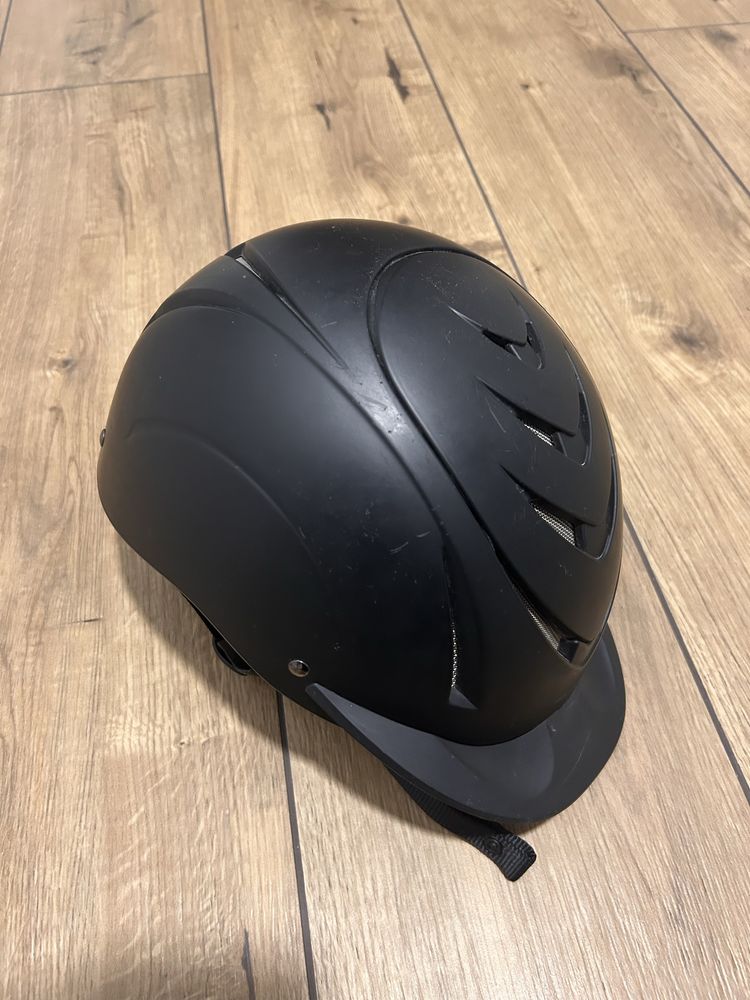 Toczek, kask jeździecki Fouganza 500