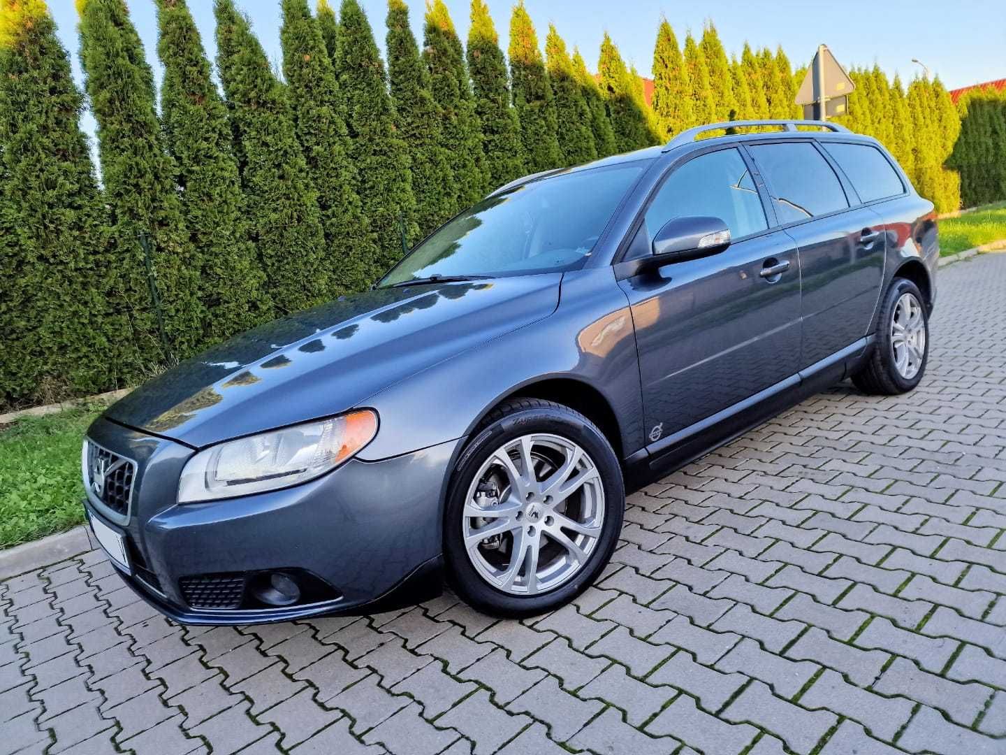 Volvo V70 super stan, doinwestowane na 15tyś! Zamiana