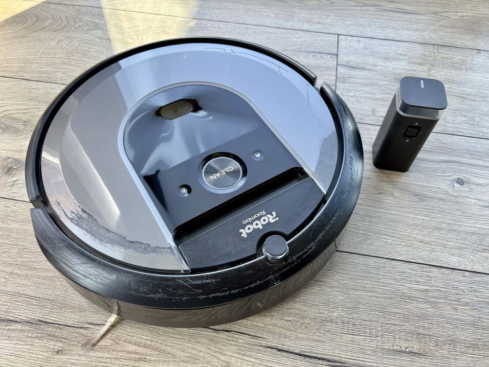 robot sprzątający I robot roomba i7
