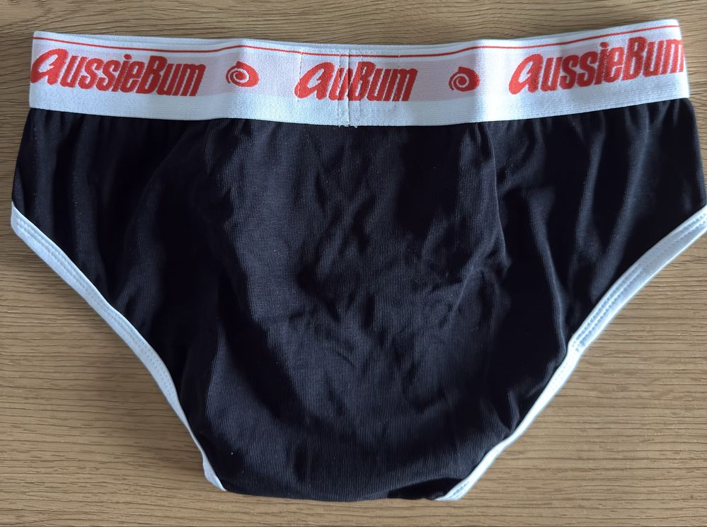 Slipy aussiebum rozmiar L