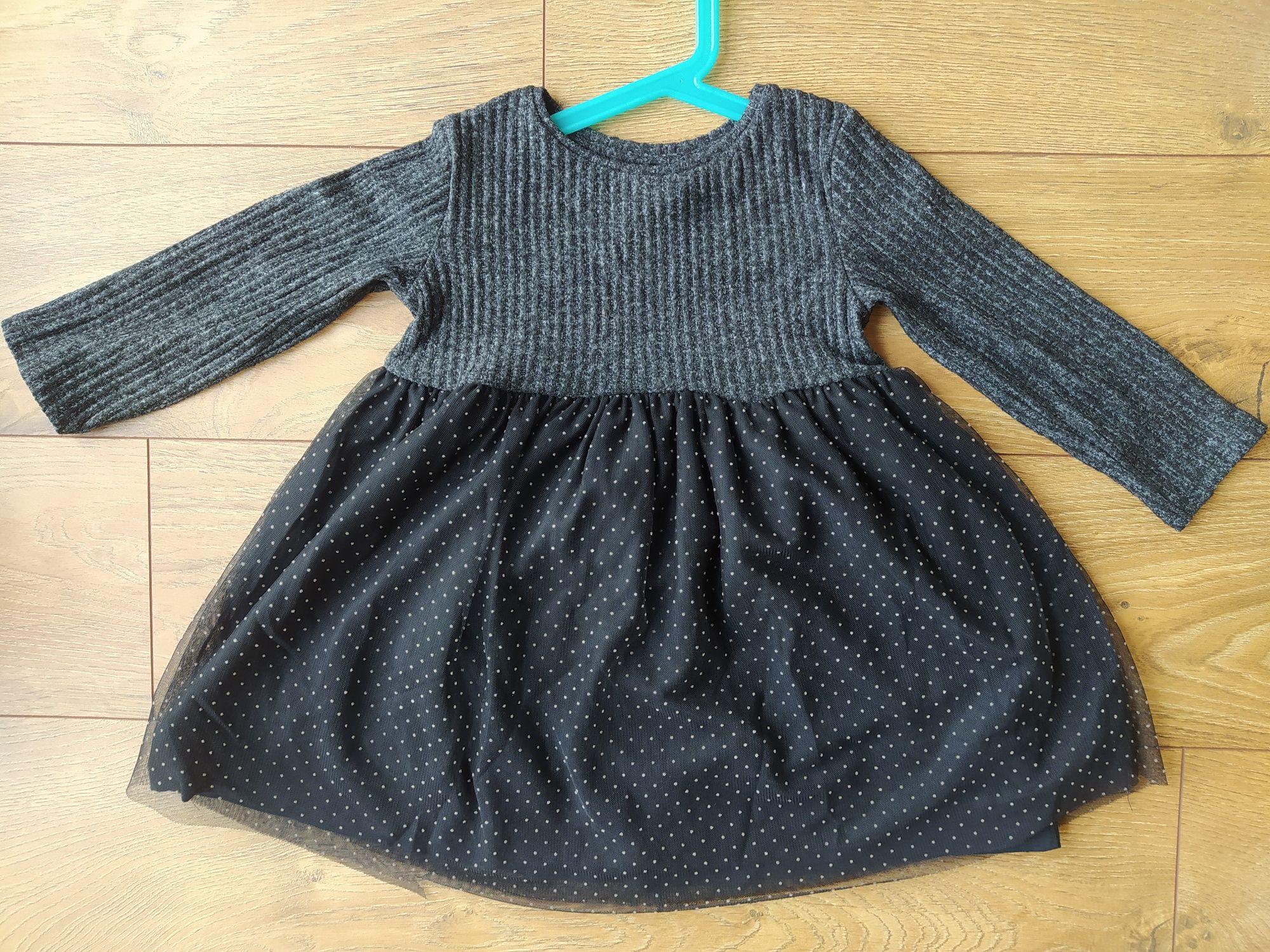 ZARA Sukienka szara ze sweterkiem czarny tiul w białe kropki r. 110