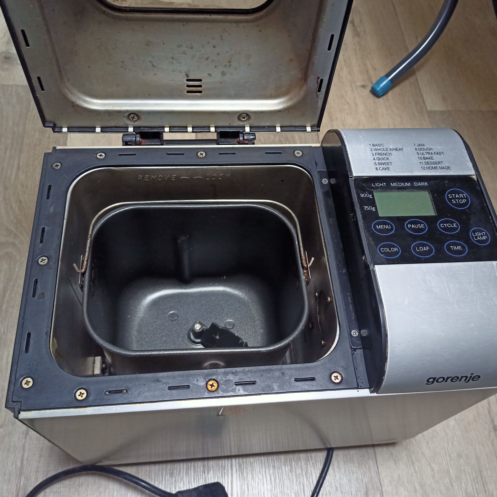 Хлібопічка GORENJE BM 900 AL