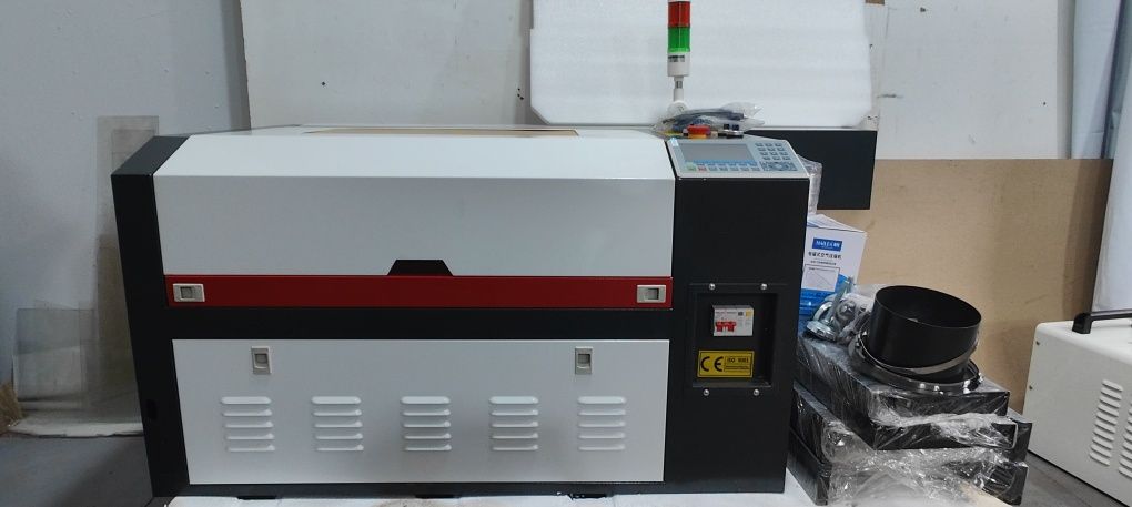 Лазерний гравер лазерный станок лазерний верстат СО2 Reci 100 w