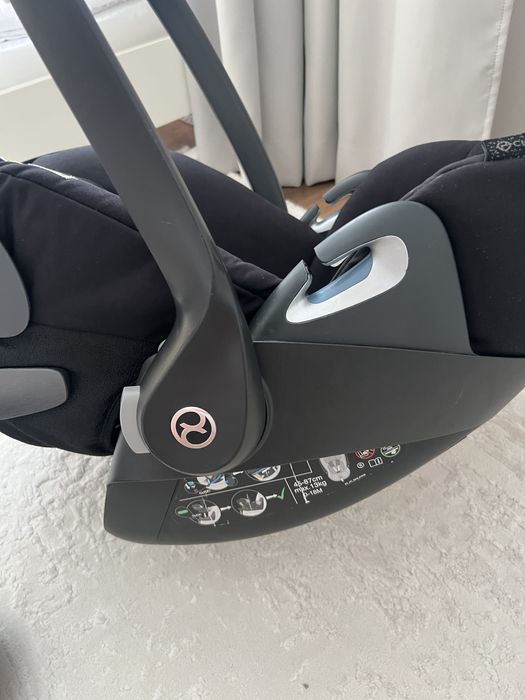Автокрісло, автолюлька Cybex cloud Z i-size deep black