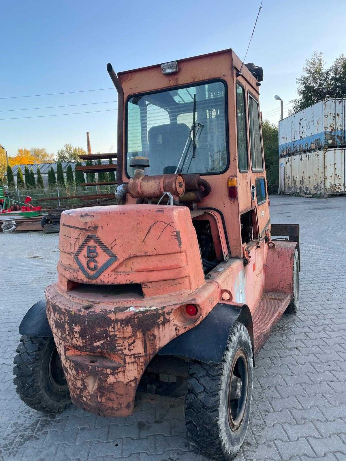 wózek widłowy 5 t udźwigu