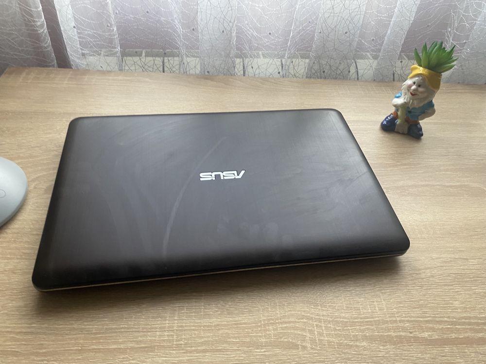Ноутбук Asus