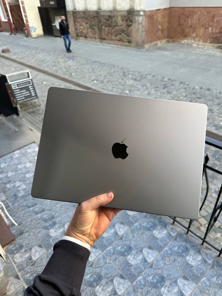 MacBook Pro 16.2" M1 Pro 16ram 512ssd Space Gray MK183 48-157 циклів