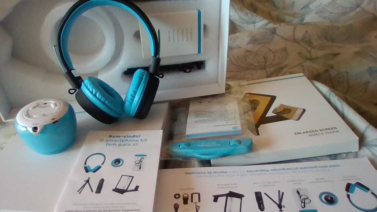 COLUNA PORTÁTIL c/HEADSET bluetooth, ECRÃ, TELEOBJETIVA c/tripé, BOLSA