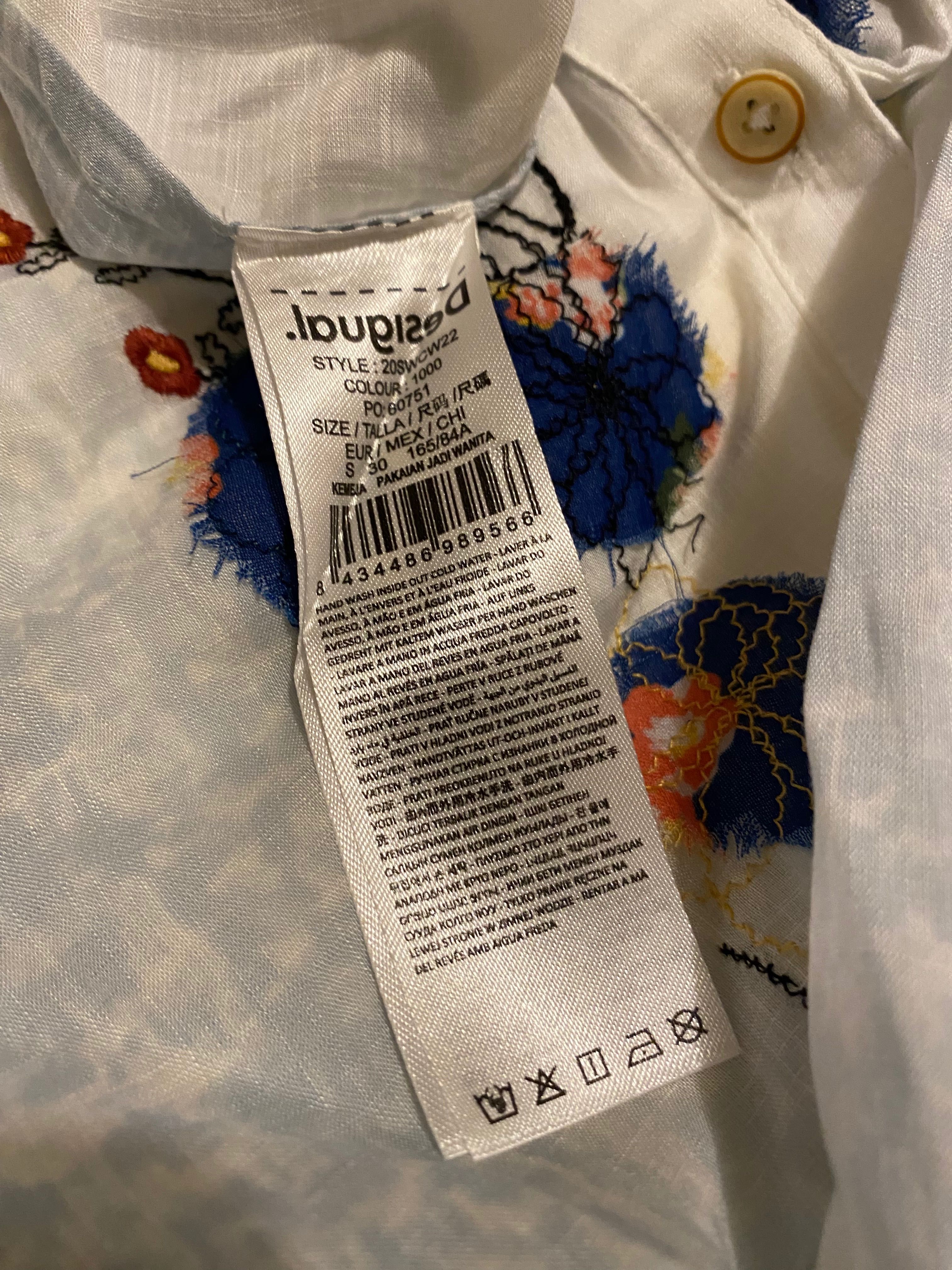 Camisa / Blusa Desigual com bordados, usada 1 vez, S/36