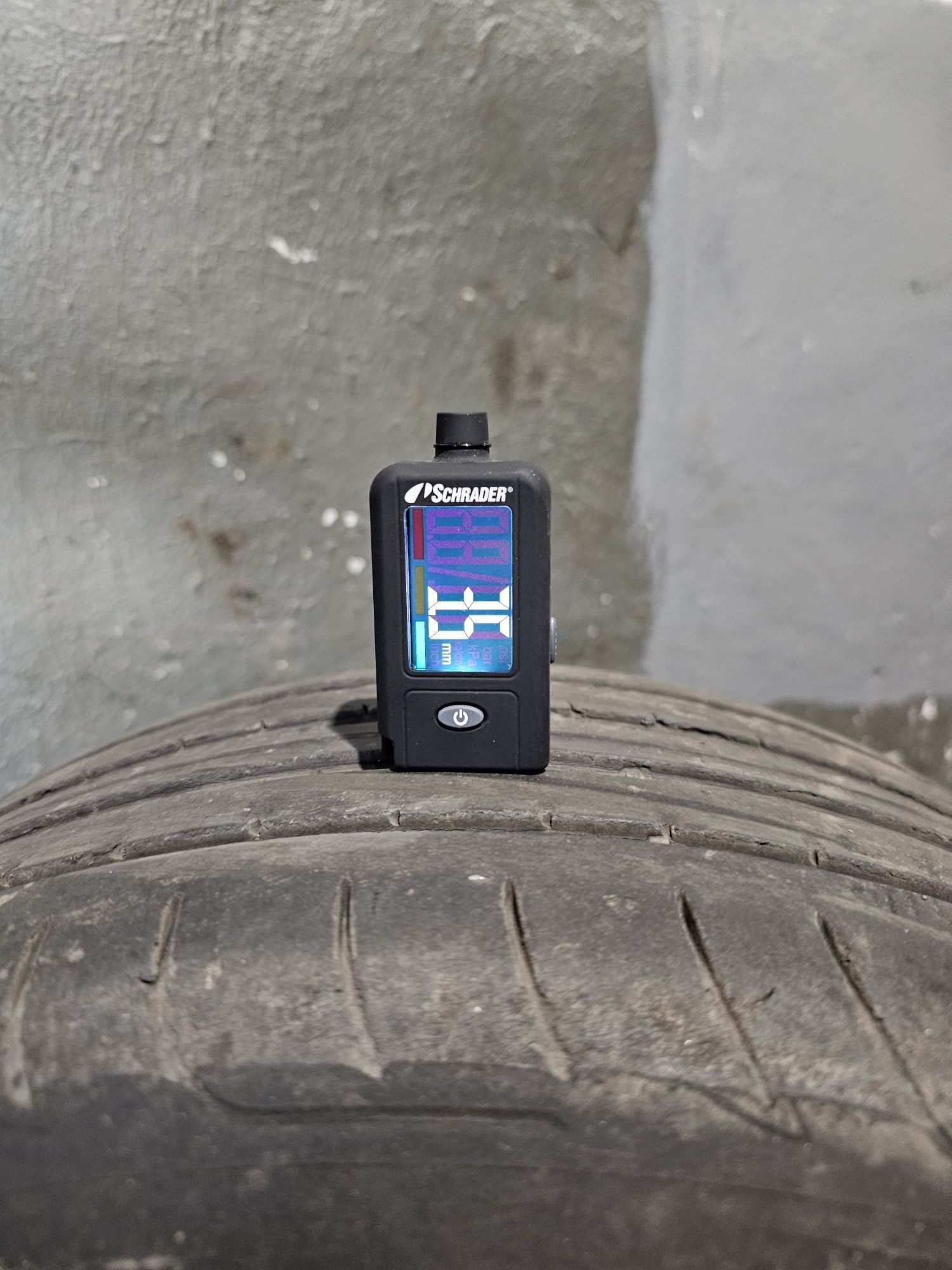 Продам б/у автошины Goodyear Eagle F1 Asymmetric 3 225/45 R17 94Y XL.