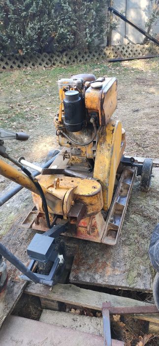 Zagęszczarka 290 kg diesel