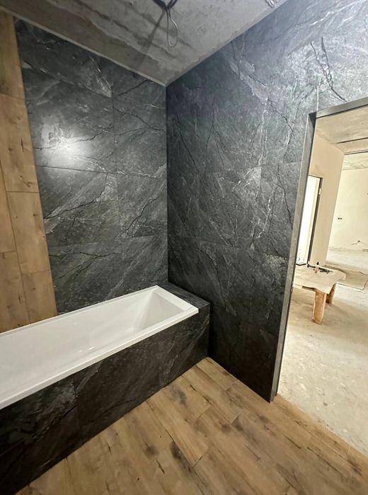 ПЛИТКА,Вкладання плитки ,Плиточники,Плиточні роботи Вараш