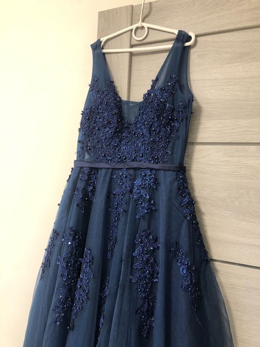 Плаття для випускного або для весілля