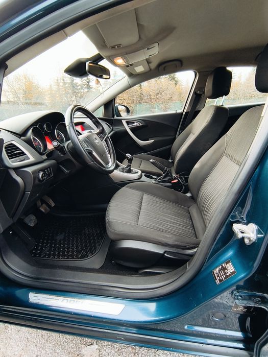 Opel astra 1.7D // 2011 // Super Stan // Klima // Raty // Zamiana //