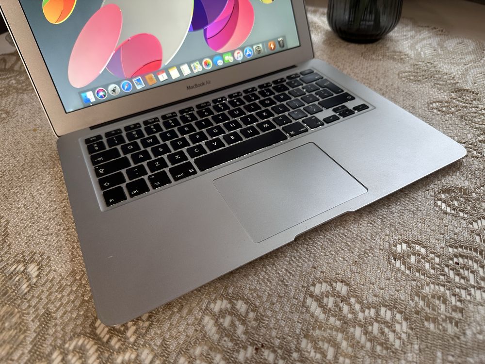 Gwarancja 12 msc Macbook Air 13 i5 128 SSD 4GB super stan