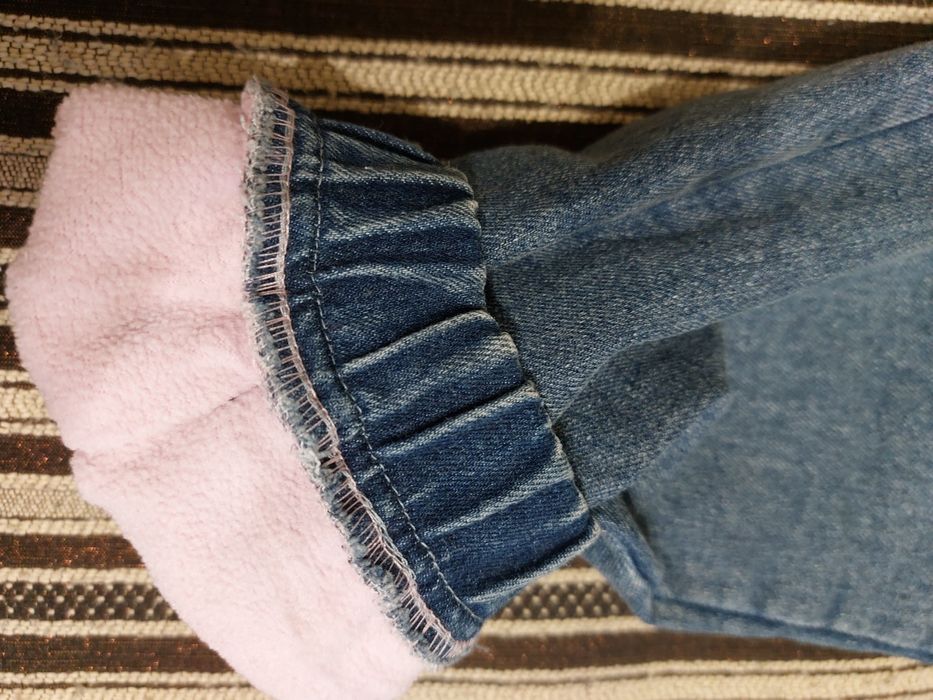 Джинси утеплені на дівчинку 140 розмір