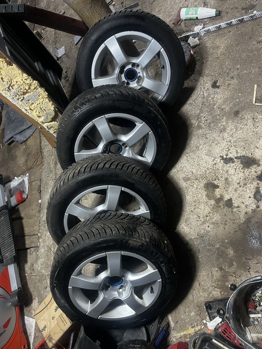 Felgi z oponami zimowymi 4x100/4x108 r15