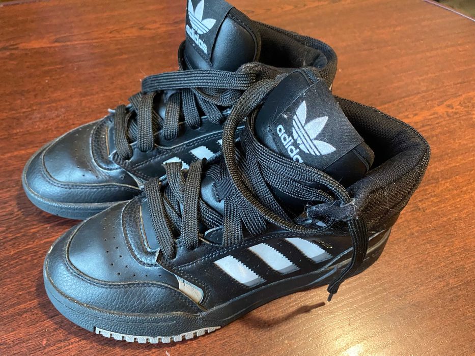 Adidas Sneakersy dł. wkładki 24,5 cm