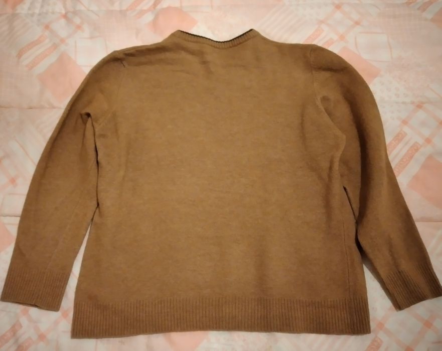 Camisola marca Benetton, tamanho M