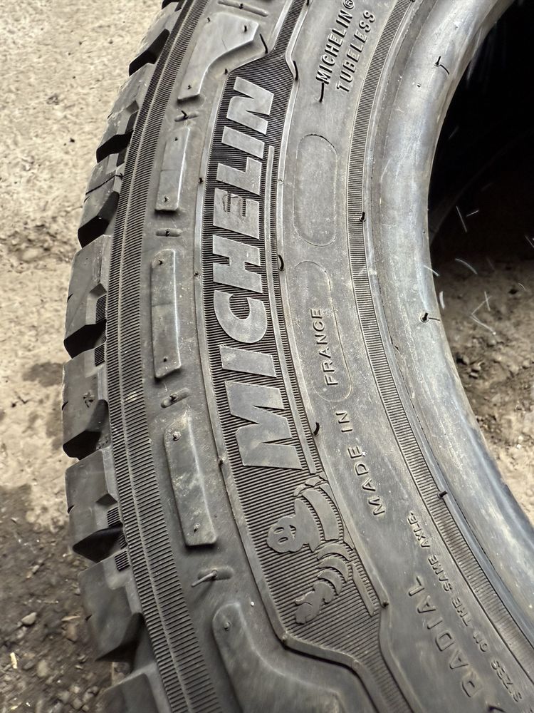 205/65 R16C Michelin Agilis CrossClimate 2шт. 8,5мм