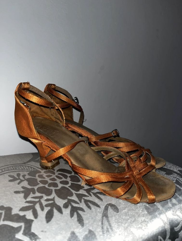 Buty do tańca towarzyskiego/ Buty do LA