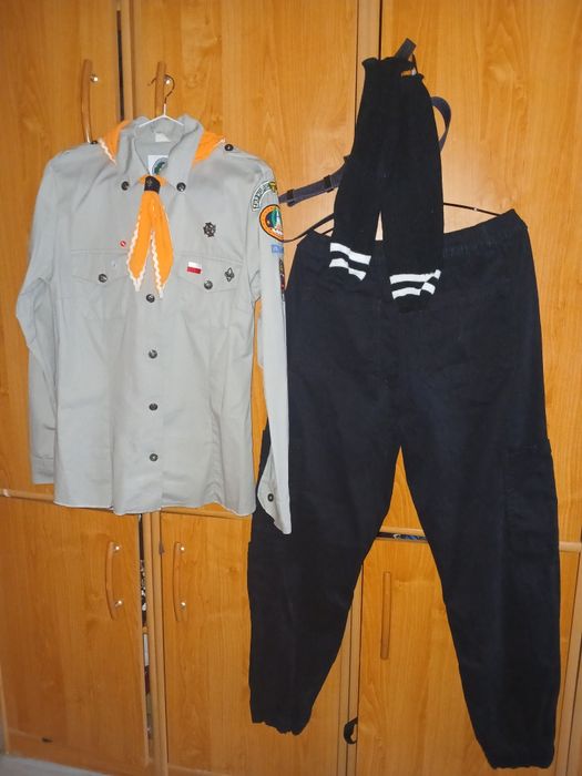 Pełny mundur harcerski ZHPdamski-12 części wzr 158 do 180