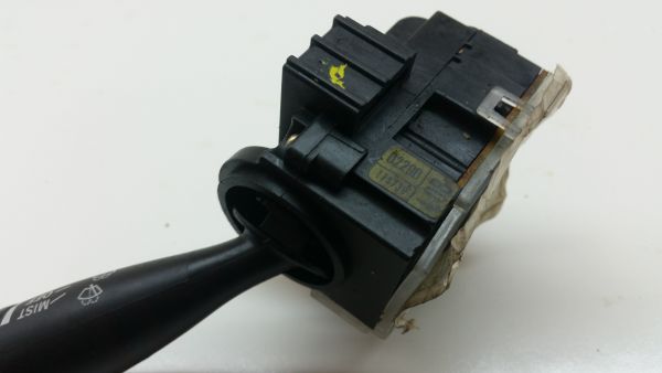 Manípulo do limpa vidros TOYOTA Corolla Hatchback (_E12_)