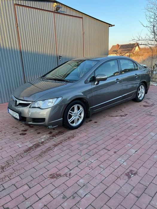 wynajem tanich aut auto zastepcze wypozyczalnia