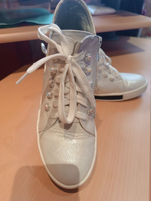 Обувь для девочки