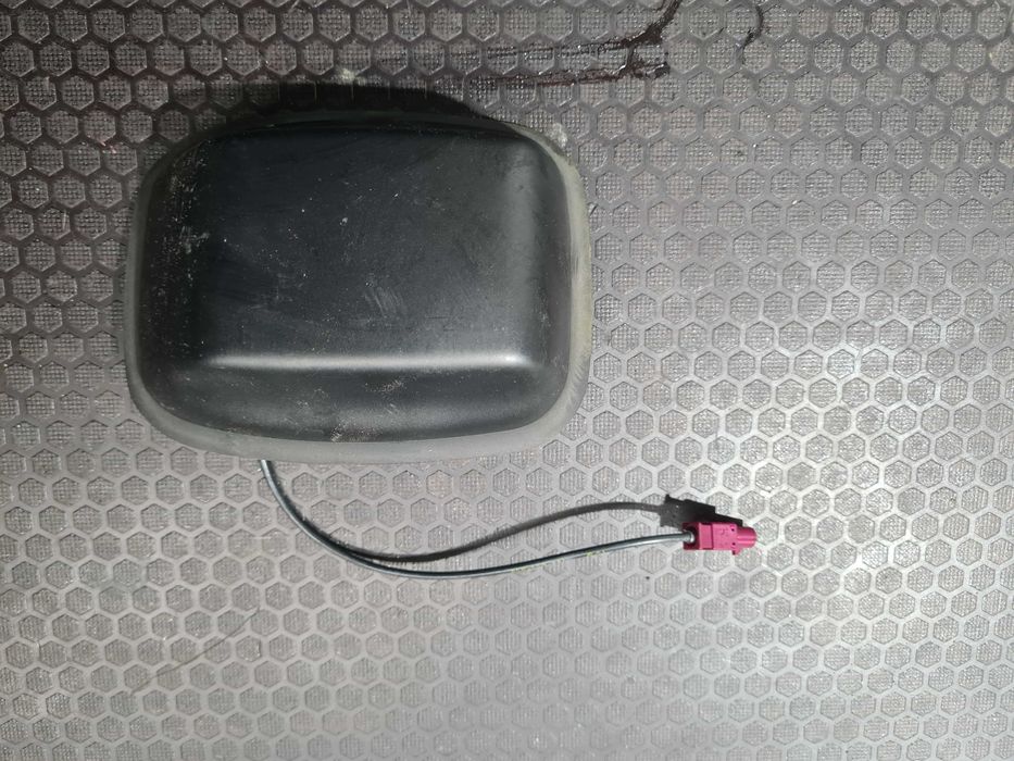 VW Transporter T6.1 2.0 21r antena dachowa oryginał GPS 7LA