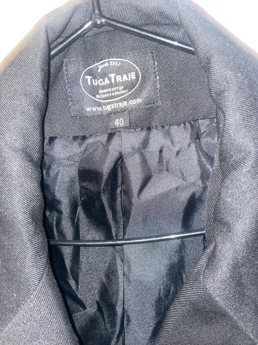 Traje tamanho 40 - casaco saia e camisa M