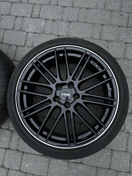 19 5x105 235/35/19 Rial