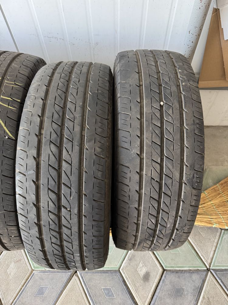 235/65/16c LASSA 2024г