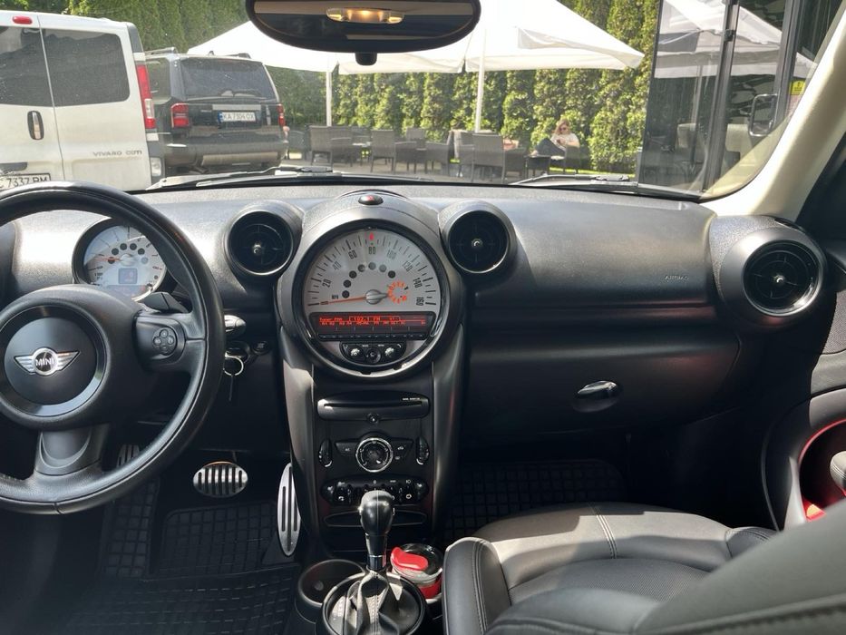 Продам MINI Cooper Countryman S