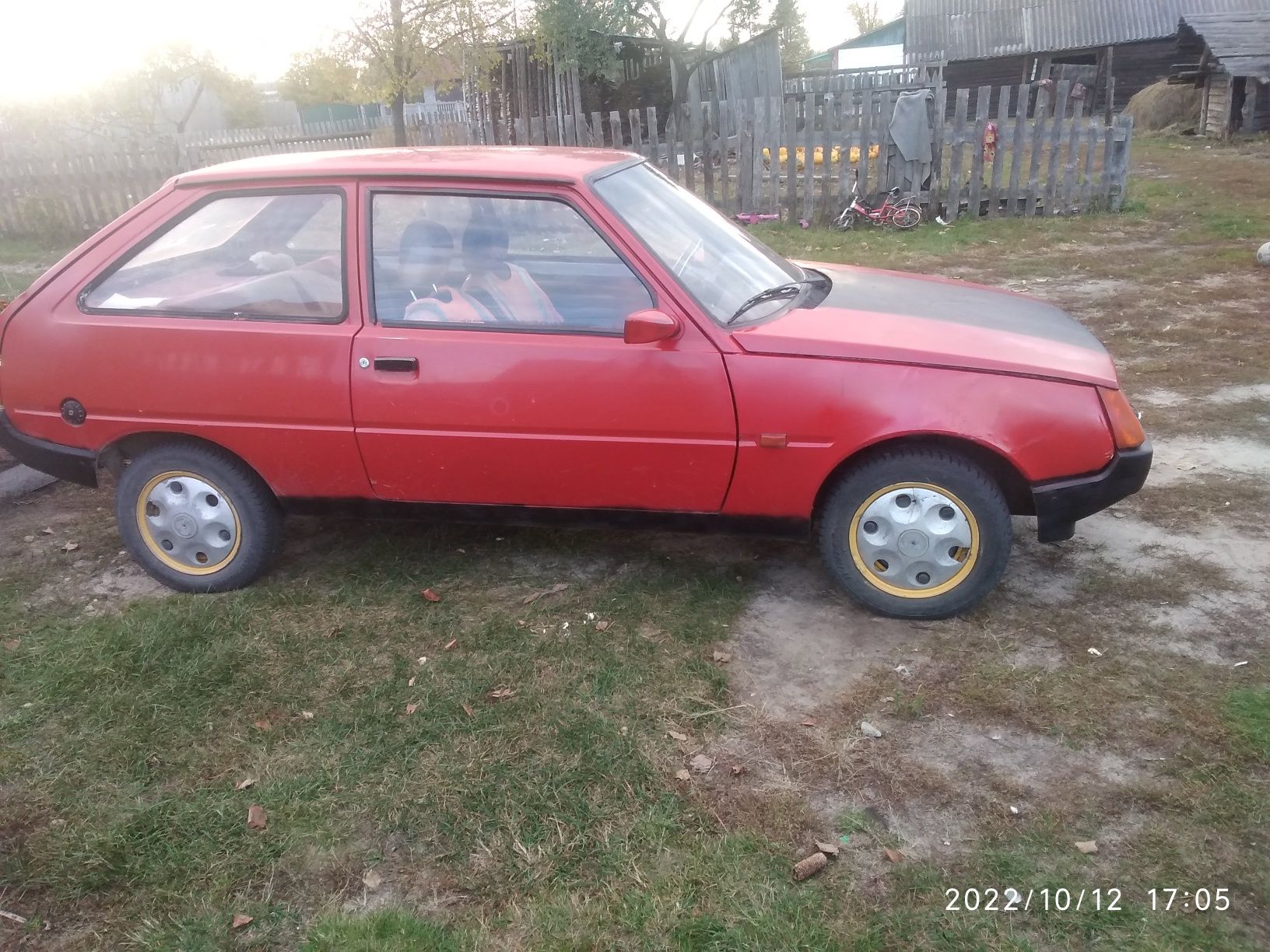 Продам Таврію на ходу.