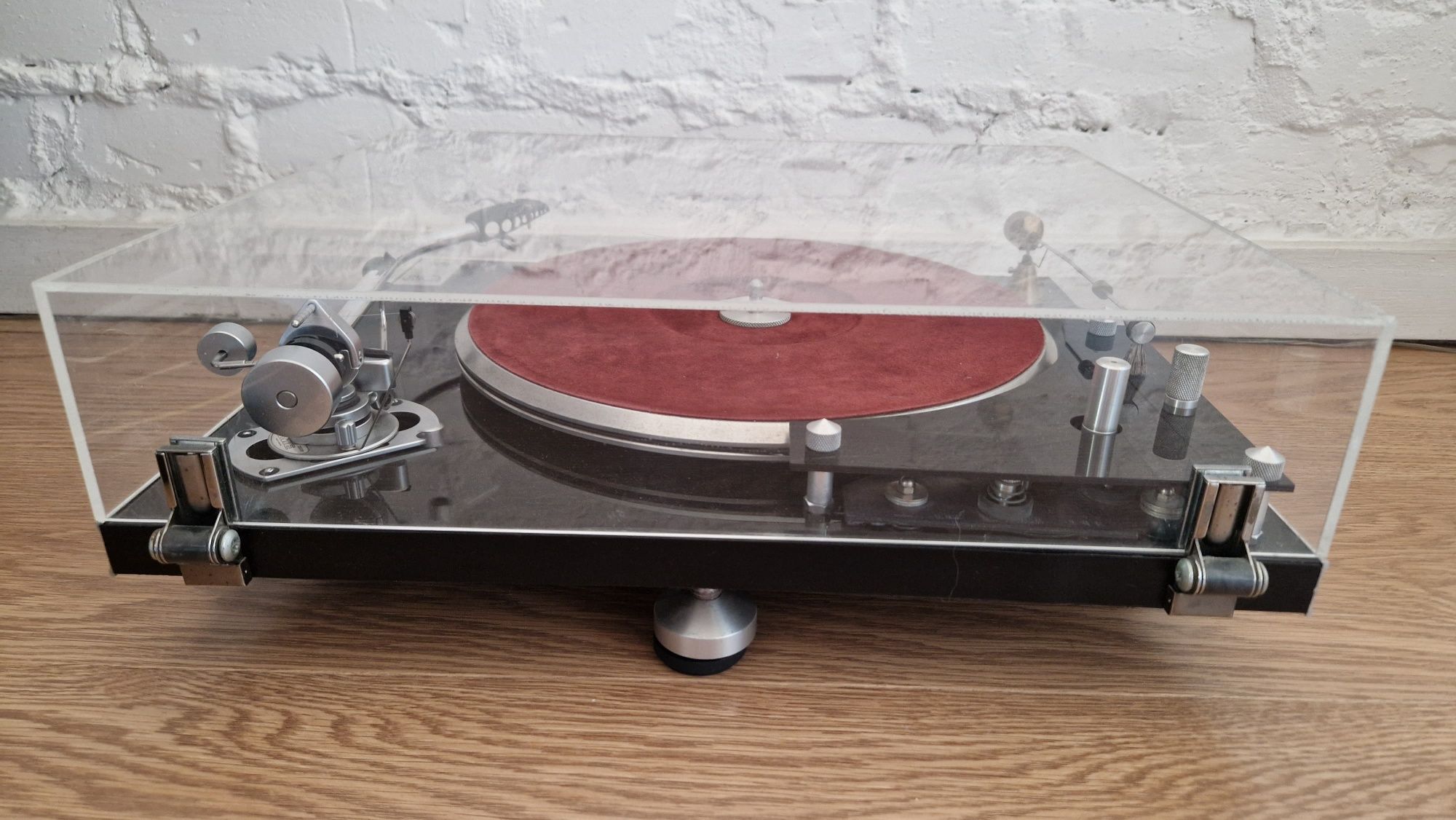Gramofon Focus One JA Michell ramię SME3009