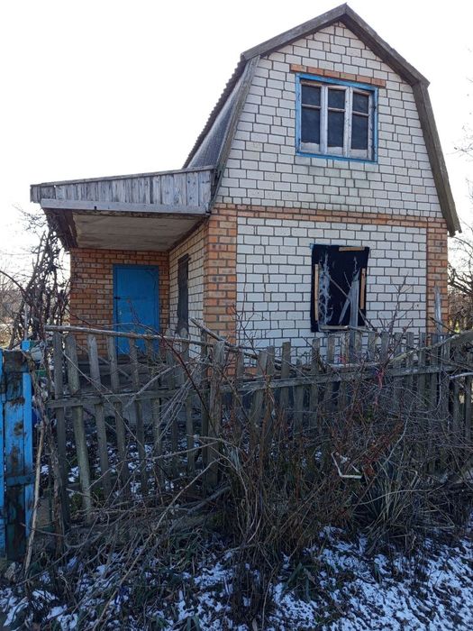 Продам дачный домик под разборку